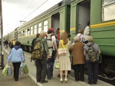 Изменения в расписании пригородных электропоездов на майские праздники по Санкт-Петербургу